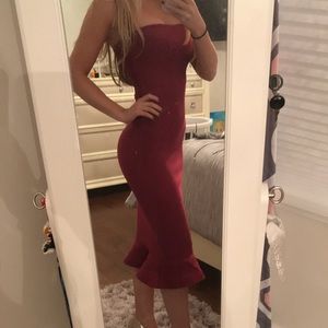 Burgundy bodycon dress